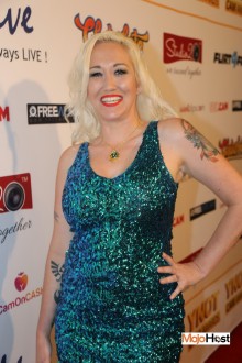 ynotcams2018_redcarpet411          